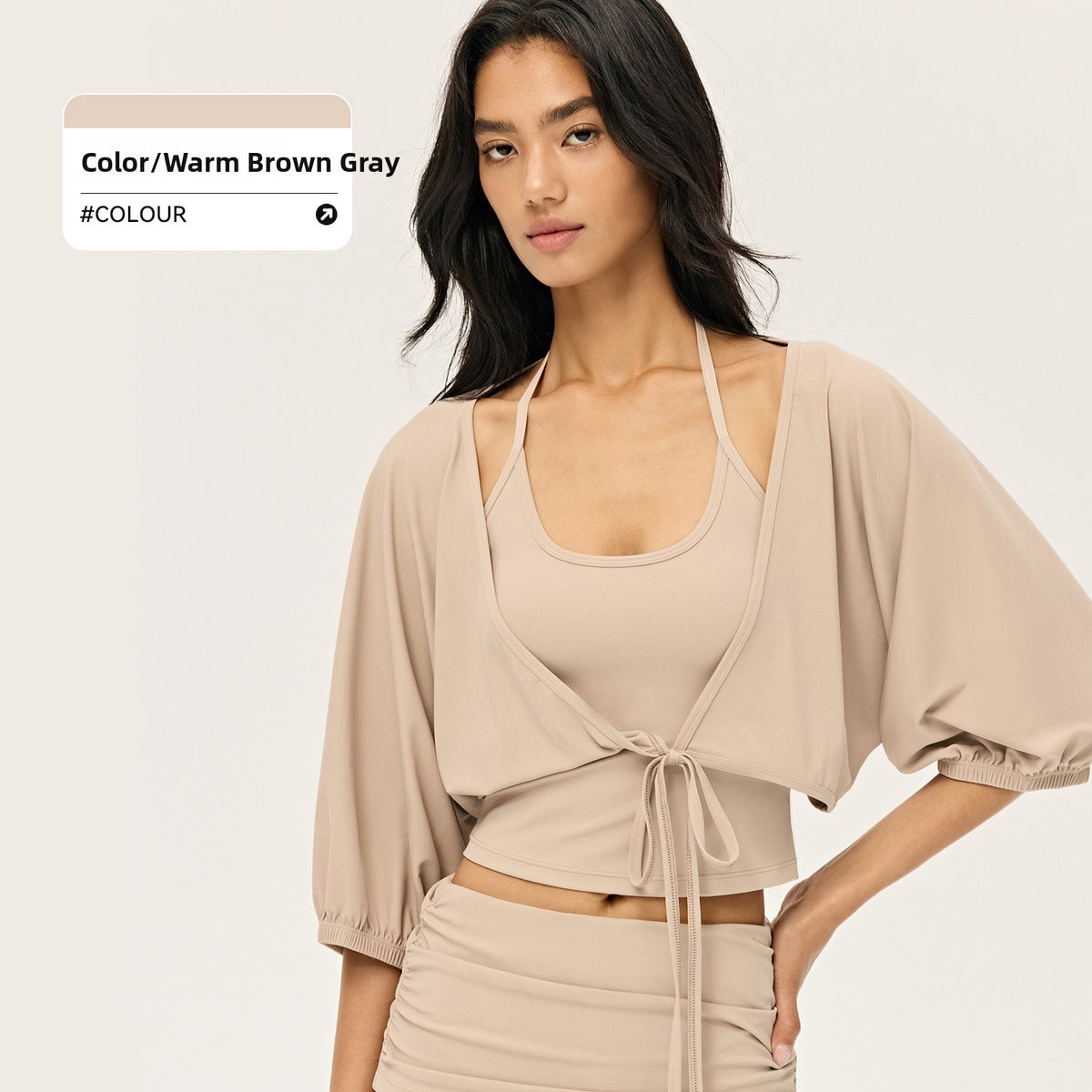 Women?s casual sportswear set: loose-fitting, figure-flattering tunic paired with footless leggings