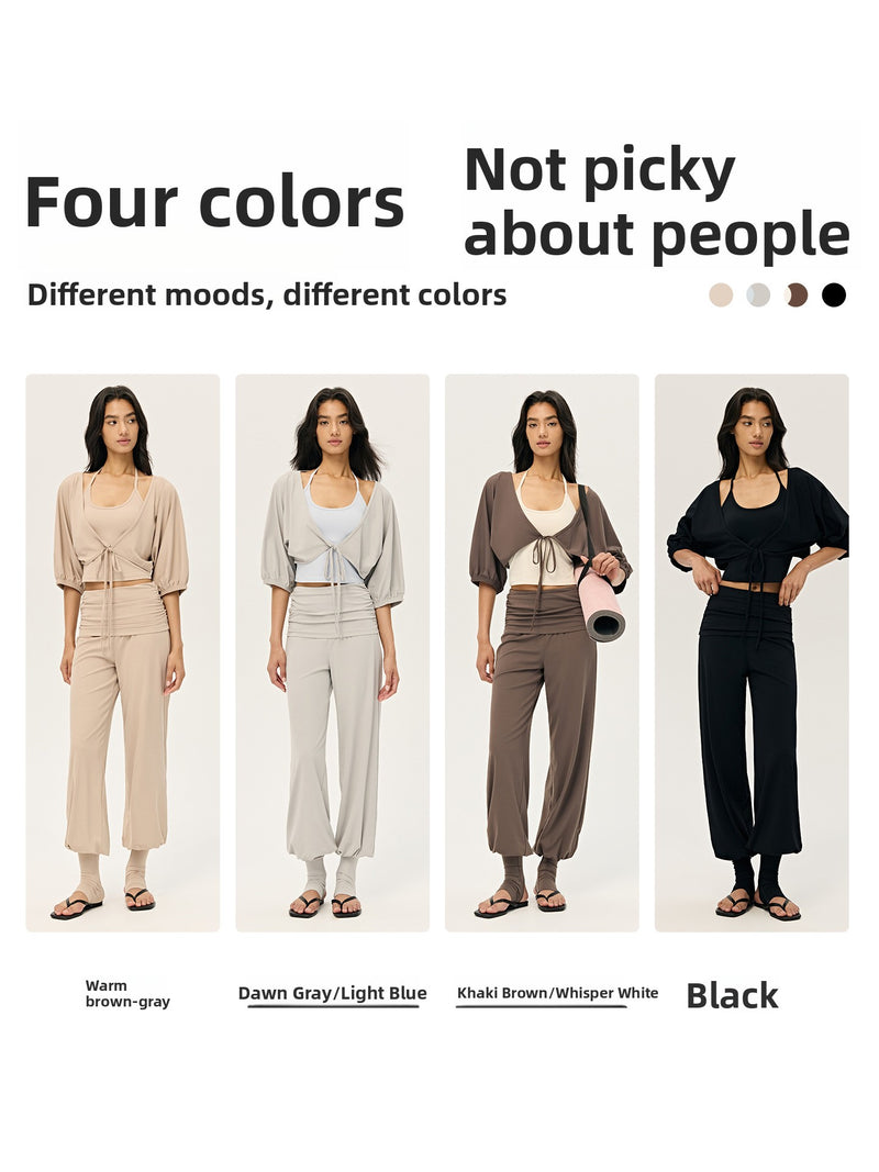 Women?s casual sportswear set: loose-fitting, figure-flattering tunic paired with footless leggings